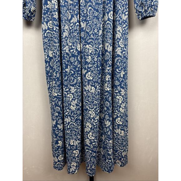 Cabana Life Aspen Smocked Maxi Dress Women's Medium Blue Floral Boho Cottagecore - Picture 4 of 11